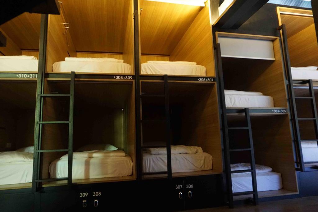M ブティック ホステル スミニャック 部屋 写真